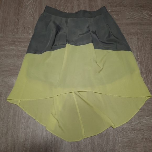 High Low Color Block Skirt - Picture 2 of 7